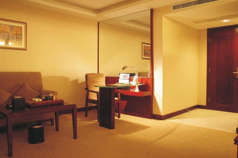 Huizhou Jinhuayue International Hotel Δωμάτιο φωτογραφία