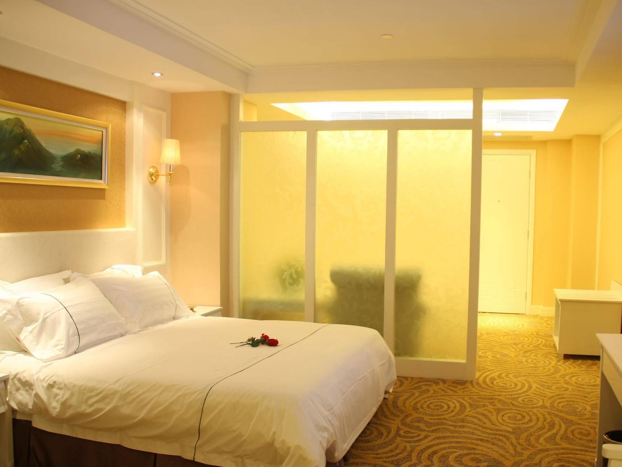 Huizhou Jinhuayue International Hotel Εξωτερικό φωτογραφία